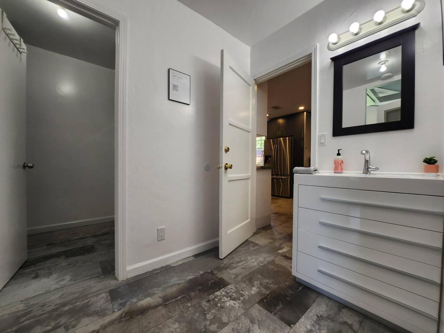 Private Room1 Own Bath Own Entry Shared Kitchen Walk To Ucsd San Diego Ngoại thất bức ảnh